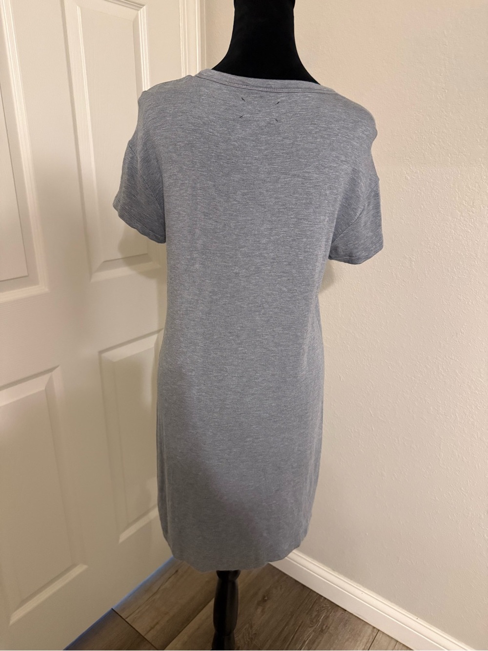 Lou & Grey Heather Gray Short-Sleeve Mini Dress - Picture 4 of 6